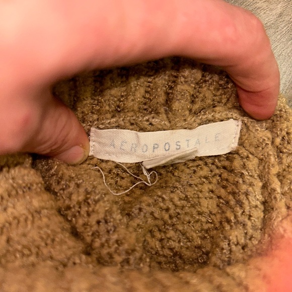 Brown Aeropostale turtle neck - Picture 5 of 6